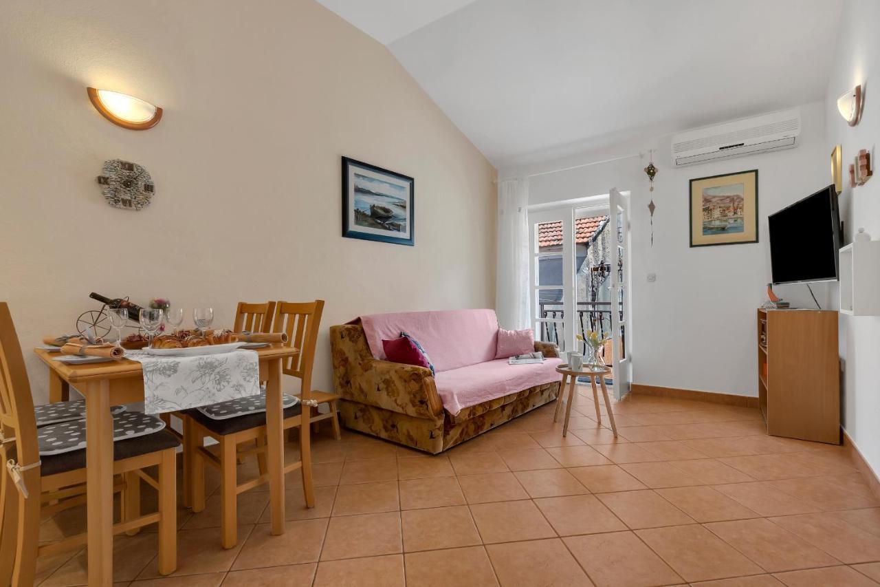 Apartment Andrijasevic-City Center ماكارسكا المظهر الخارجي الصورة